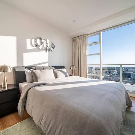 The Views Penthouse Adelaide Apartment Exterior photo